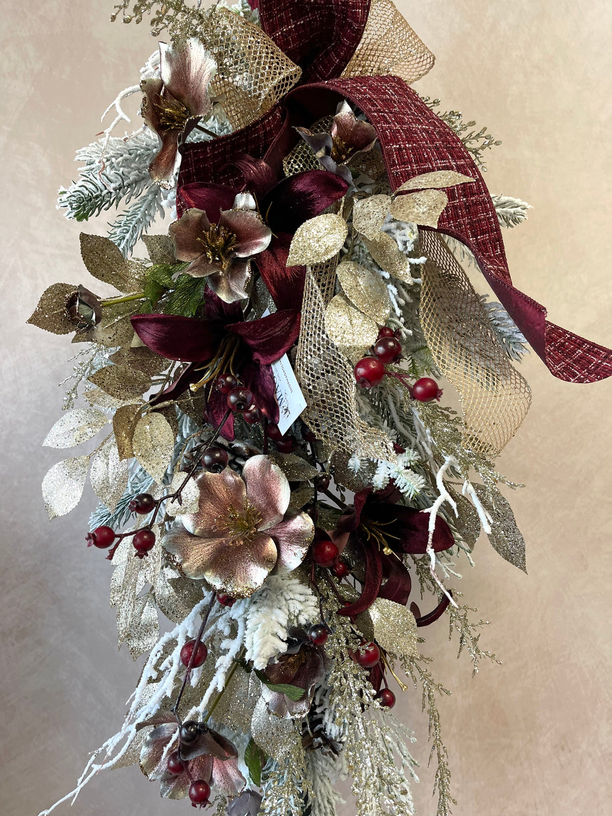 37" Crimson Frost Teardrop