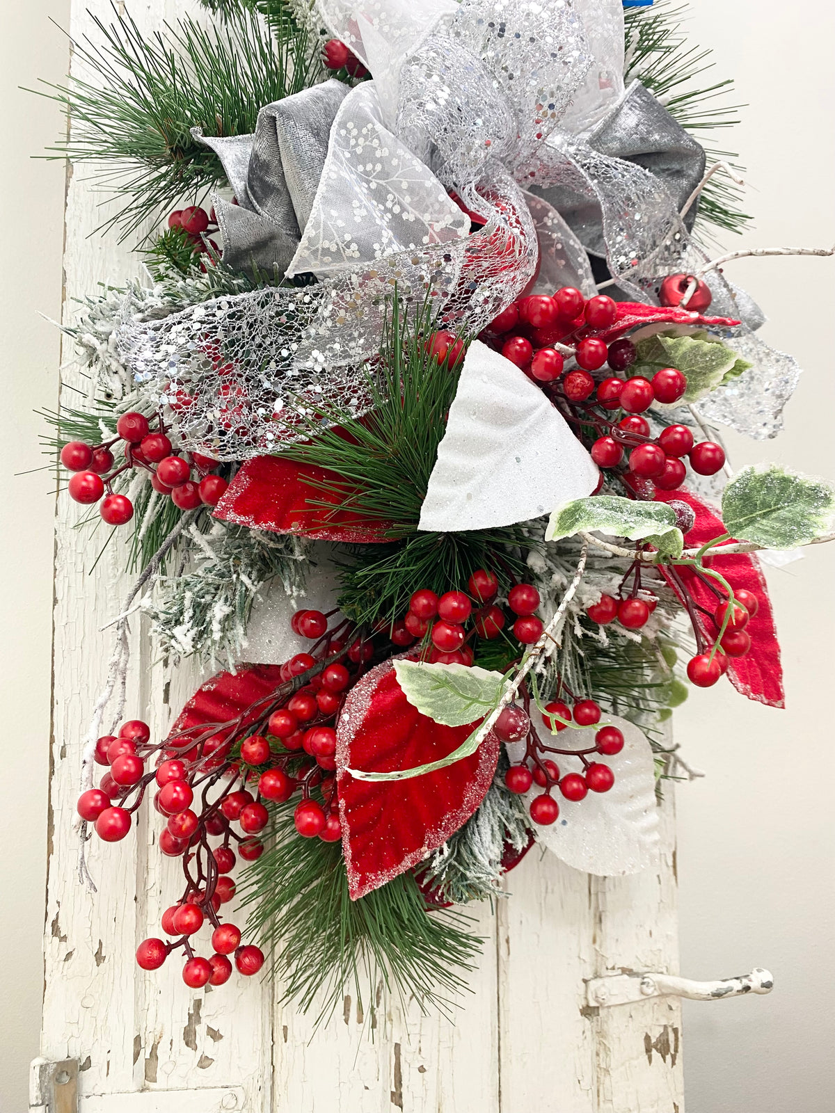 26" Fun & Festive Swag