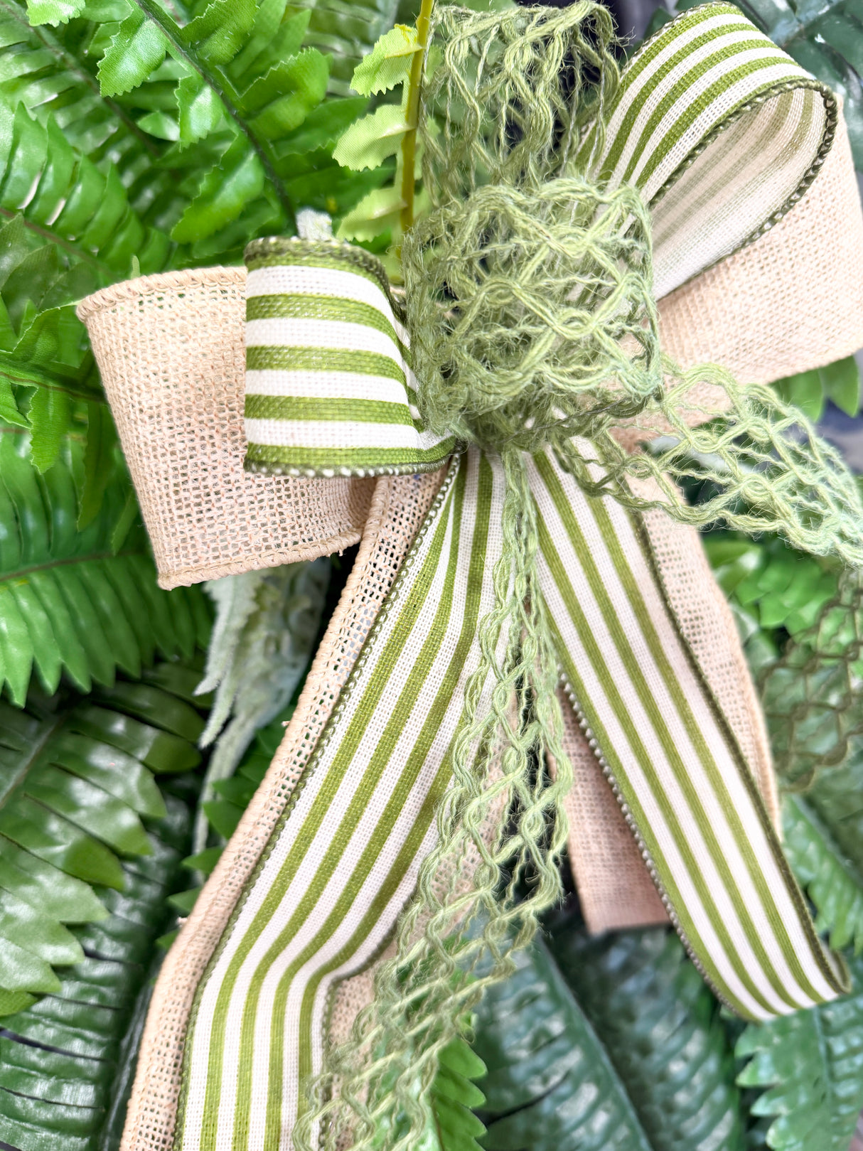 14" Olive & Oat Bow