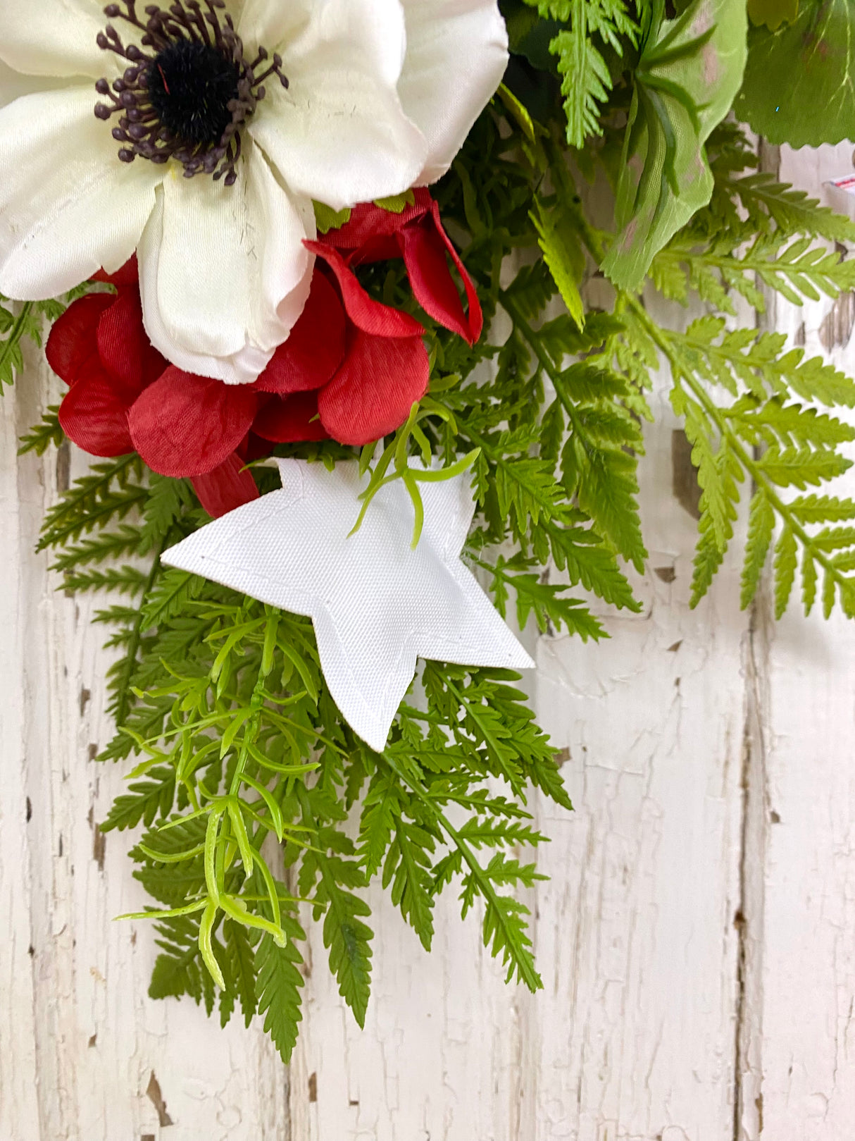 25" Old Glory Vertical Swag