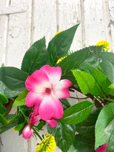 19" Taste of Spring Wreath