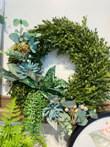 Tea Leaf Wreath