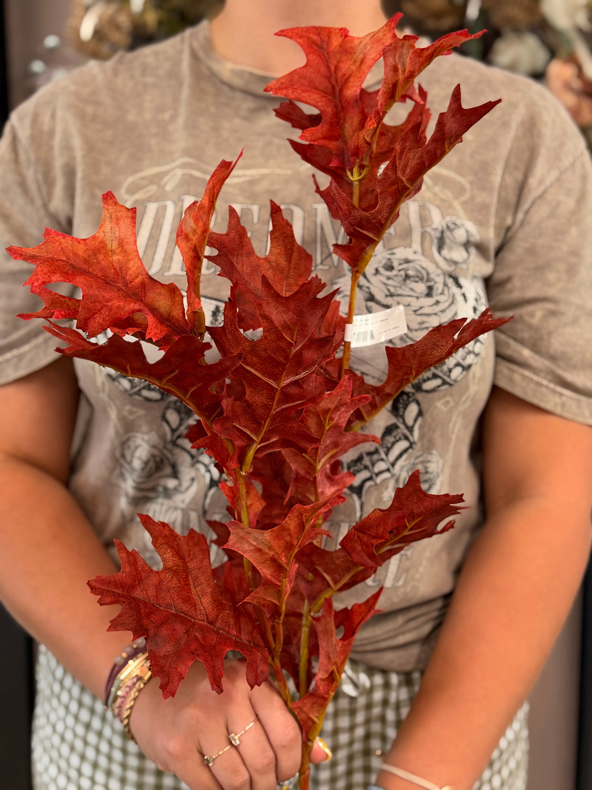 Brick Oak Leaf Spray