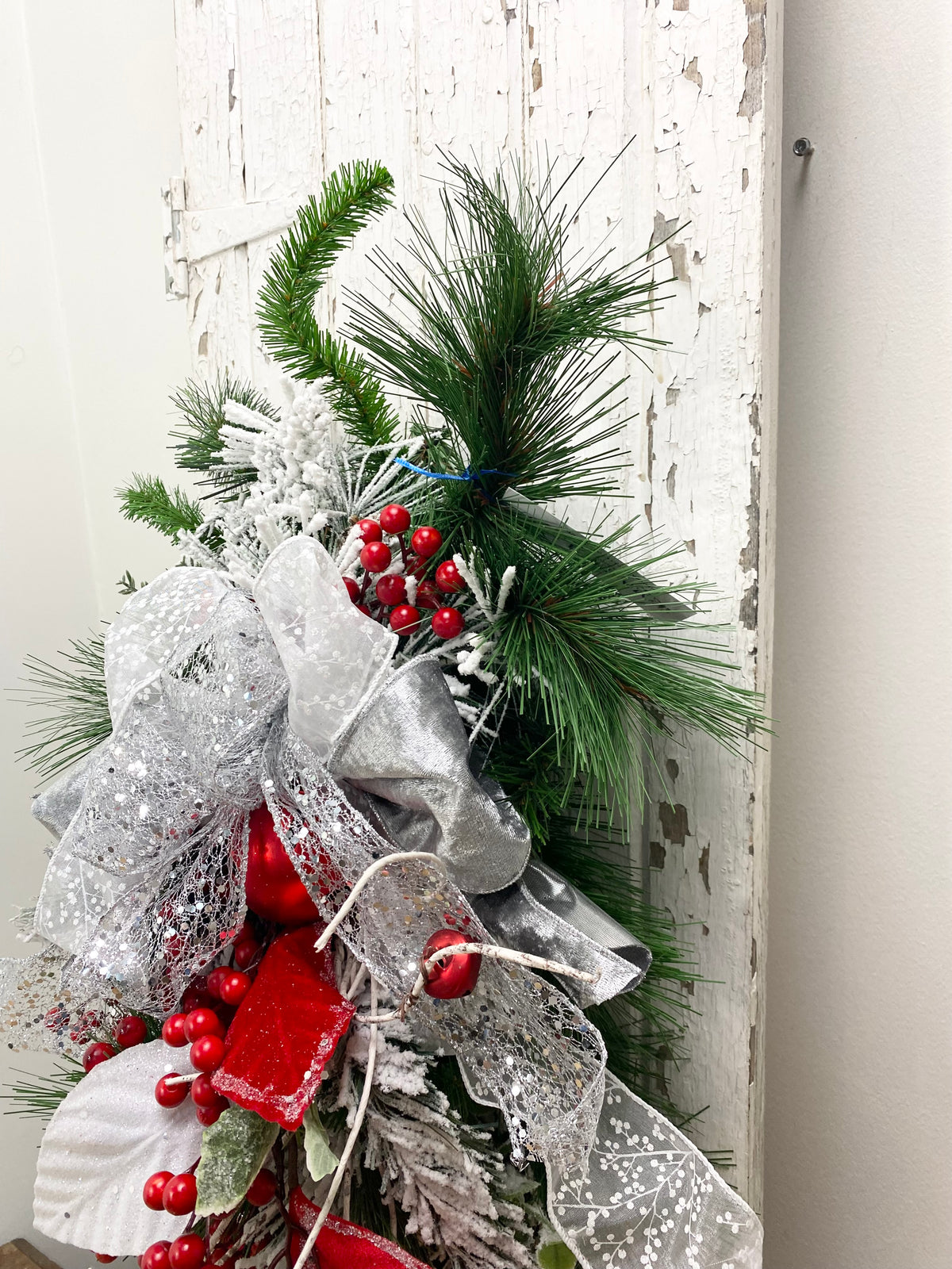 26" Fun & Festive Swag