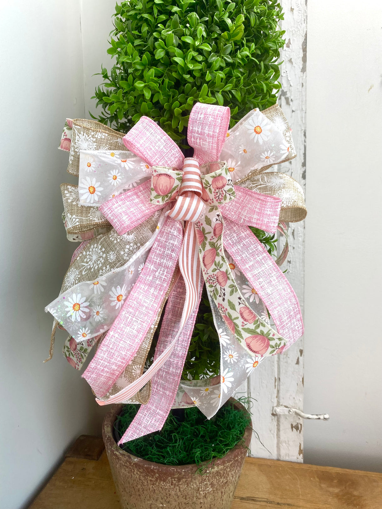 16" Vintage Spring Garden Bow