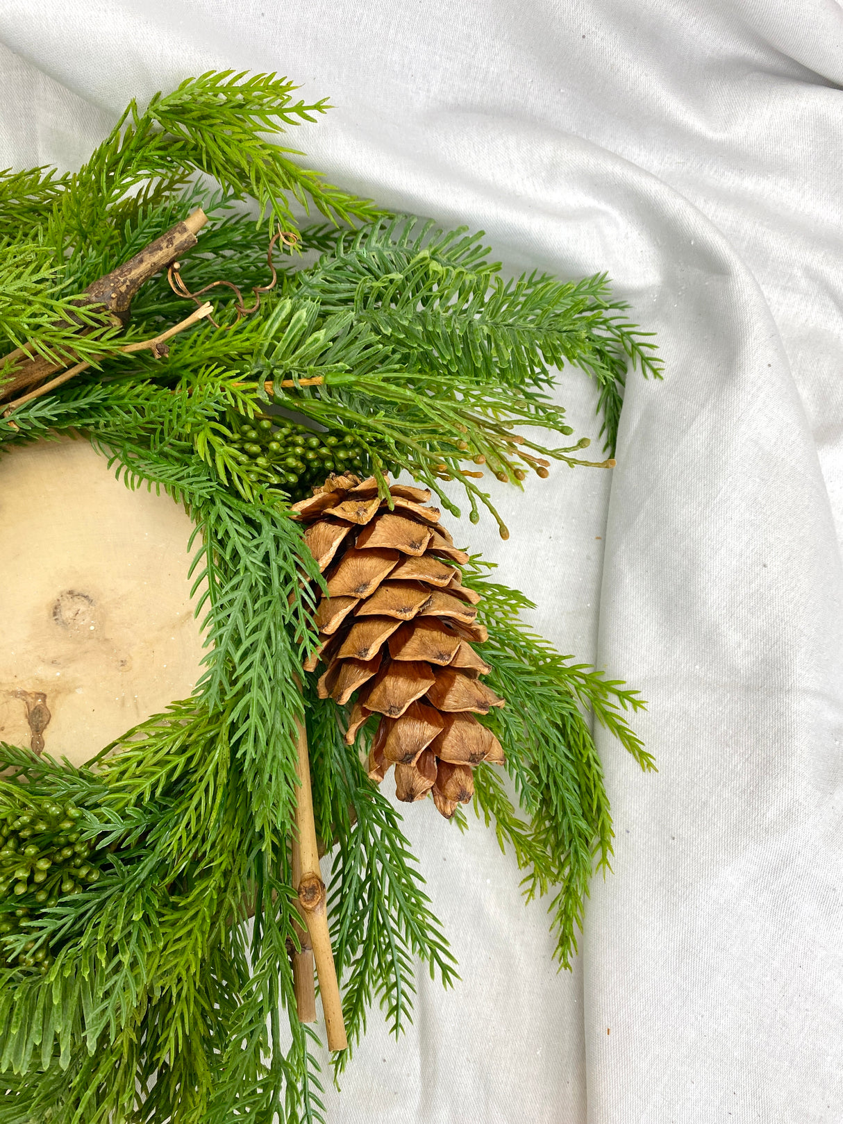 22" Real Touch Fine Pine Candle Ring