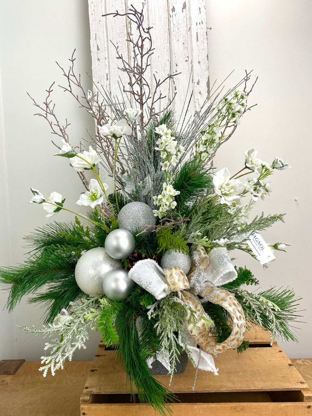 29" Frosty & Fine Porch Pot