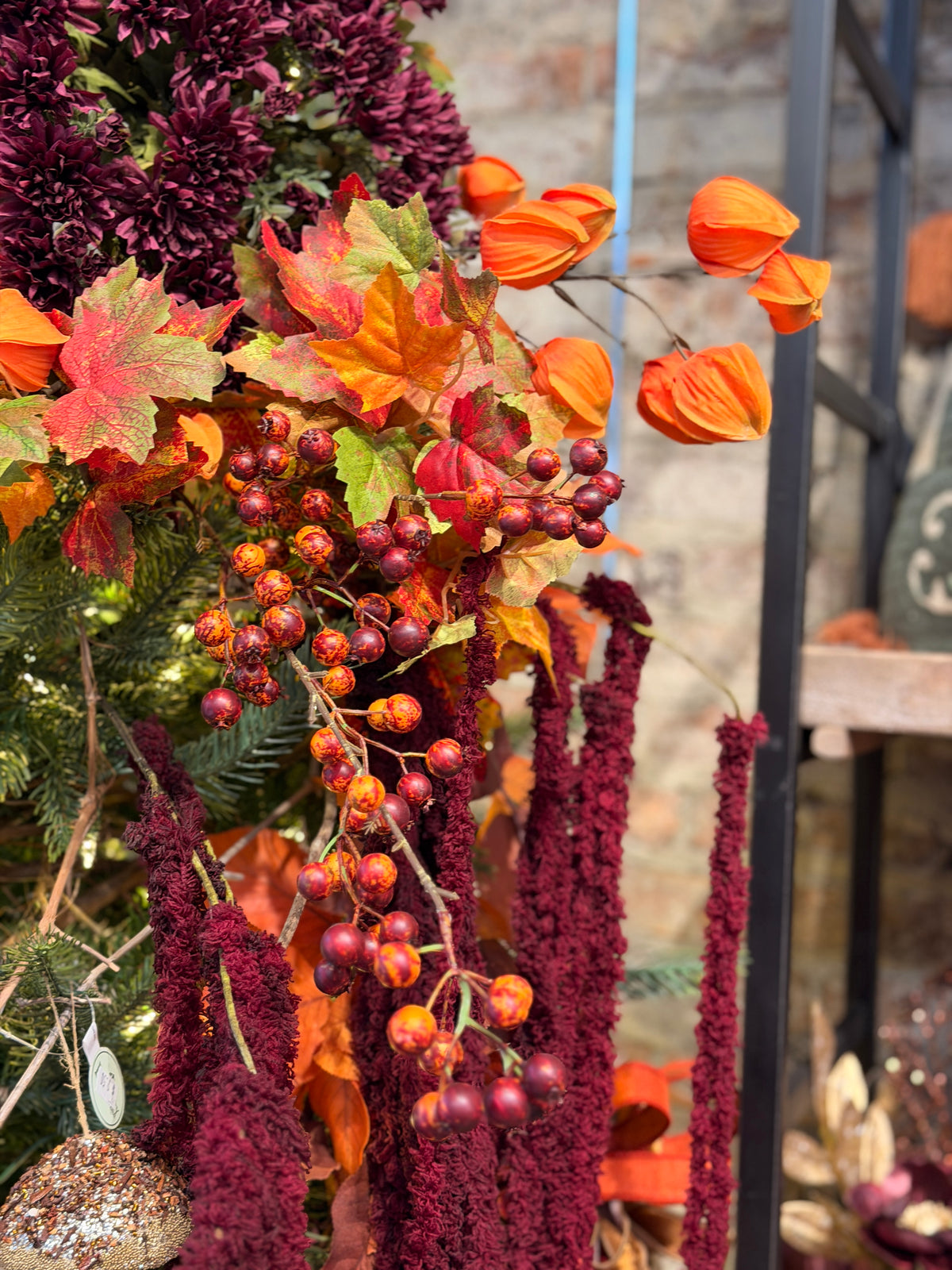 Jumbo Lantern Fruit Spray