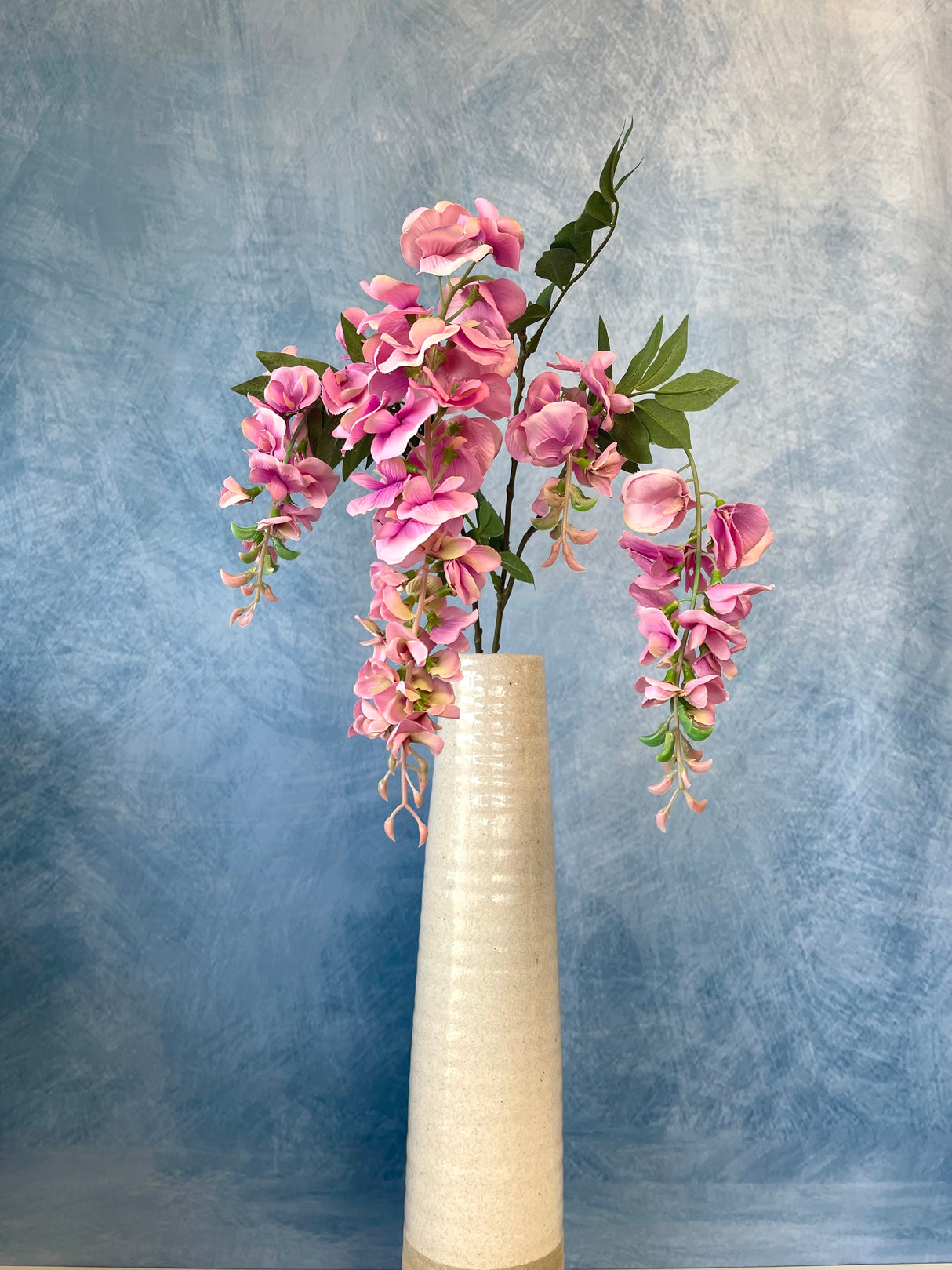 UV Protect Wild Wisteria Spray