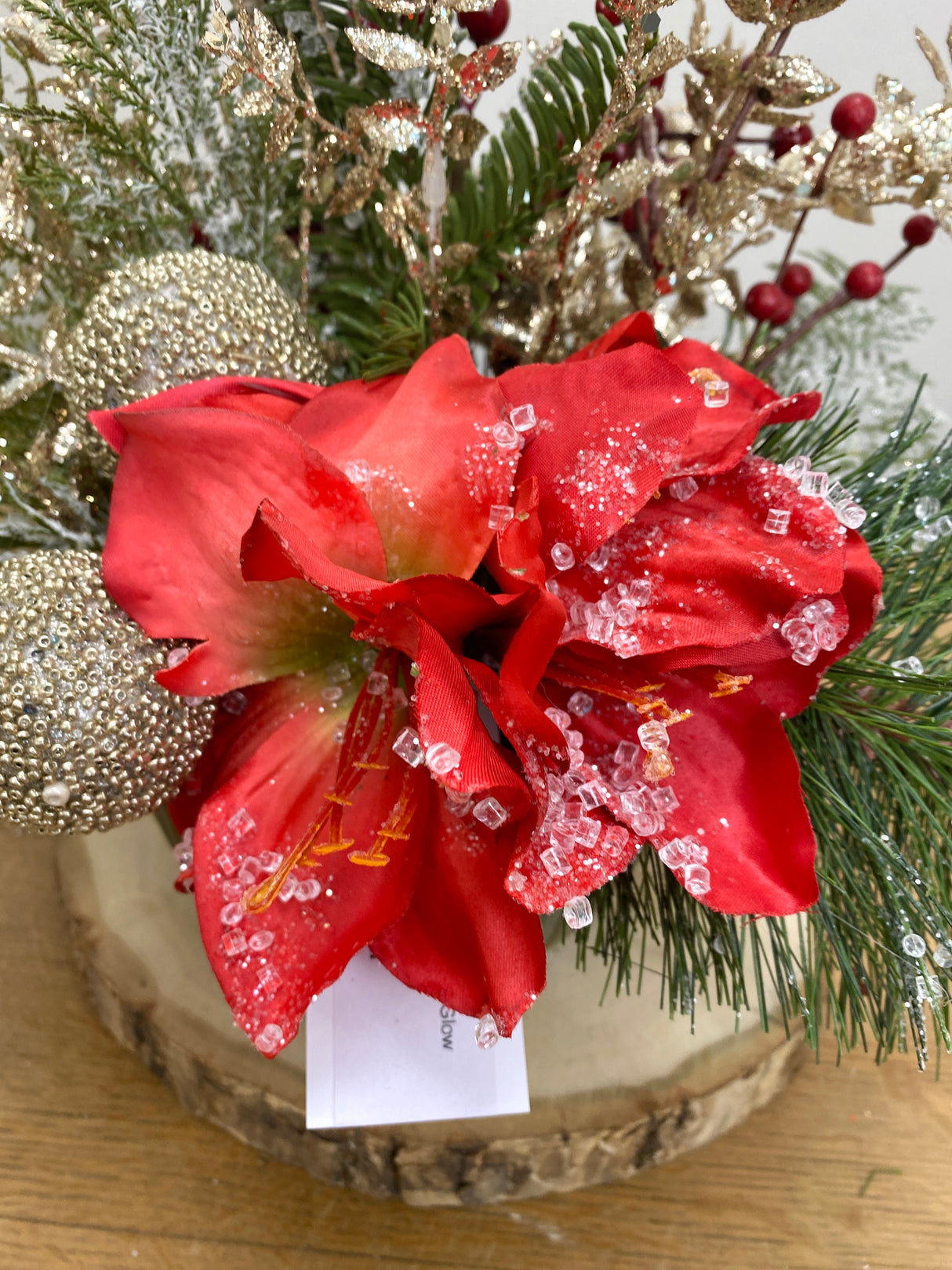 18" Cabin Christmas Glow