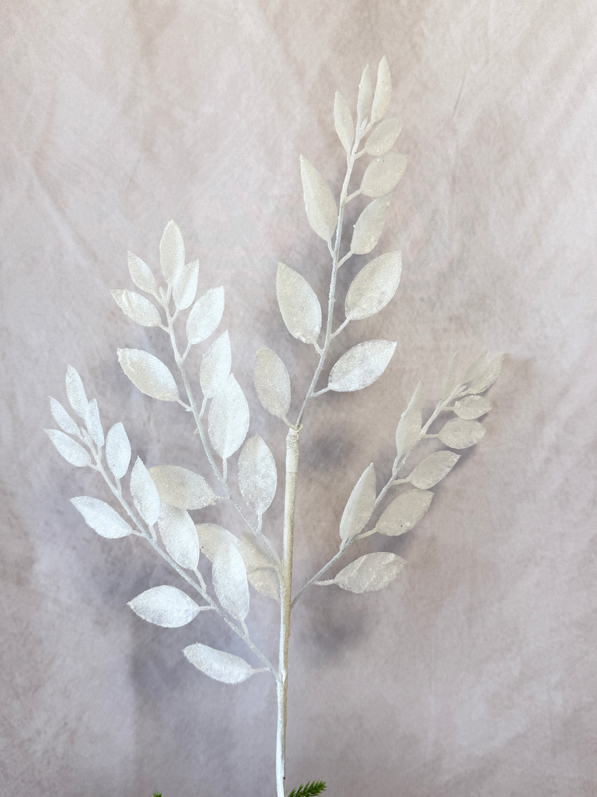 White Glitter Leaf Spray