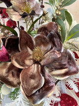 32" Frozen Beauty Centerpiece