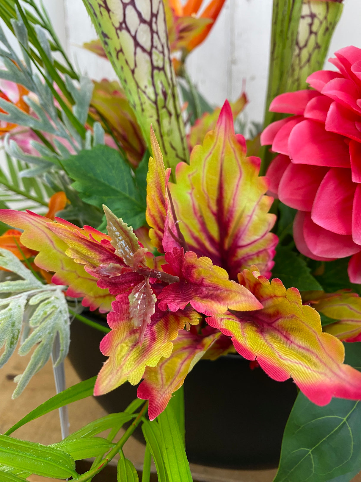 36" Island Flame Centerpiece