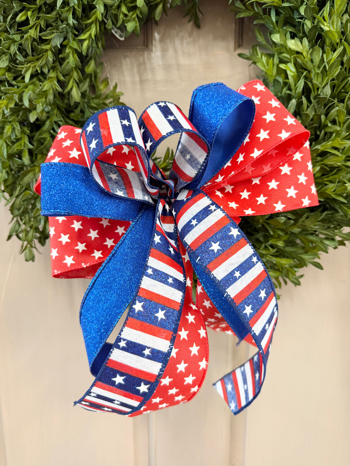 11" Full of Stars Bow
