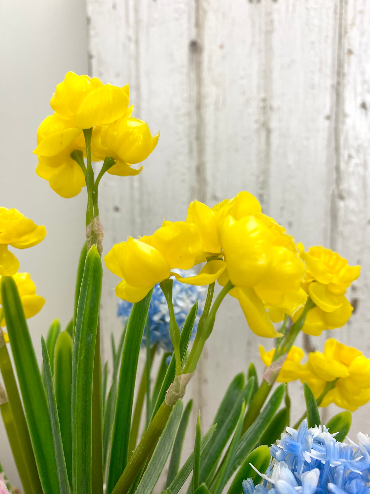 15" Spring In Bloom Centerpiece