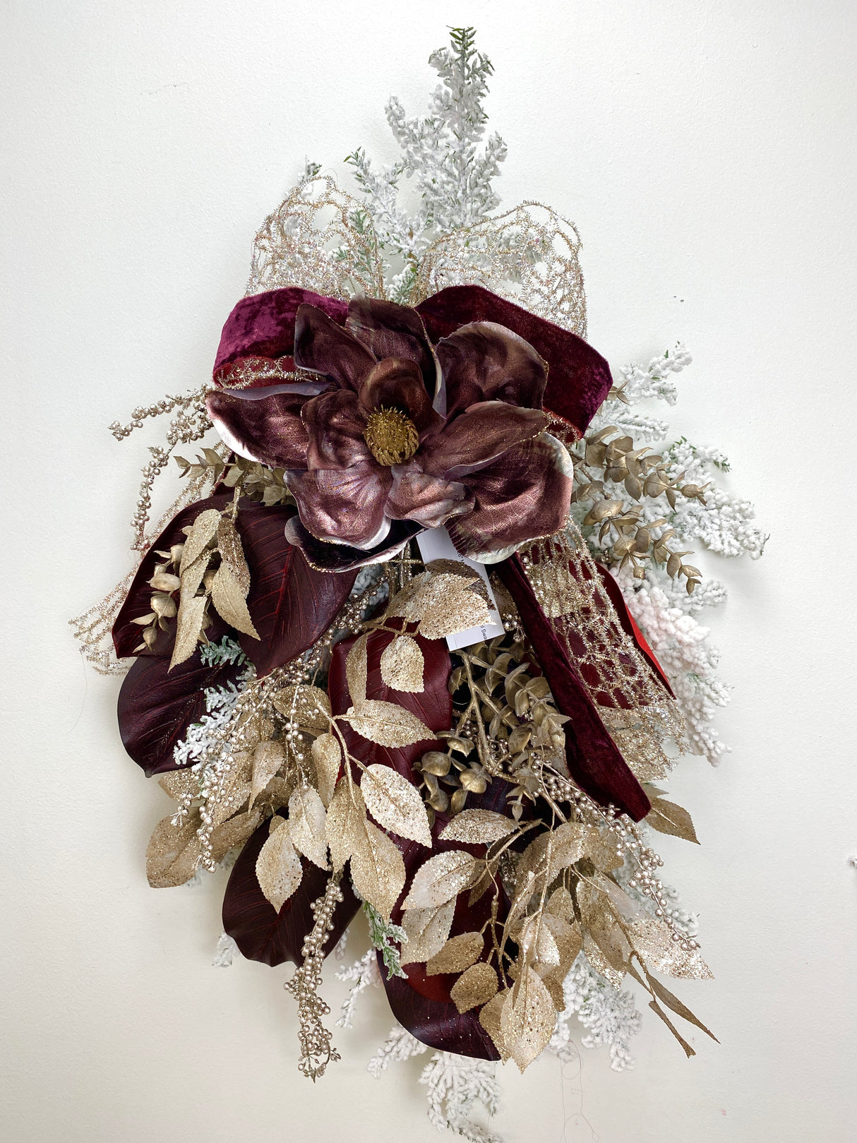 26" Magic Of The Season Vertical Swag