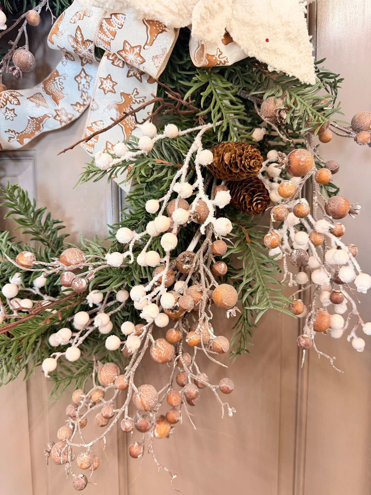 Snowberry Estate Wreath Kit