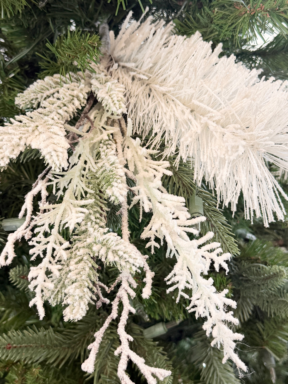 Polar Snow Pine Pick