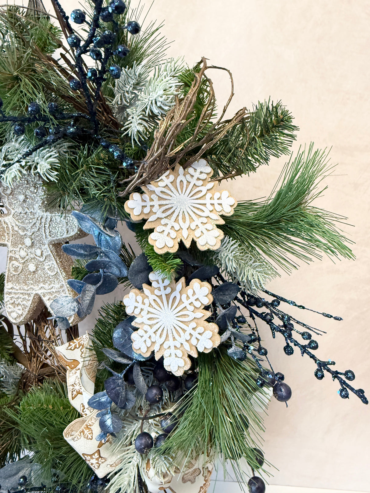24" Snowflake Wishes Wreath