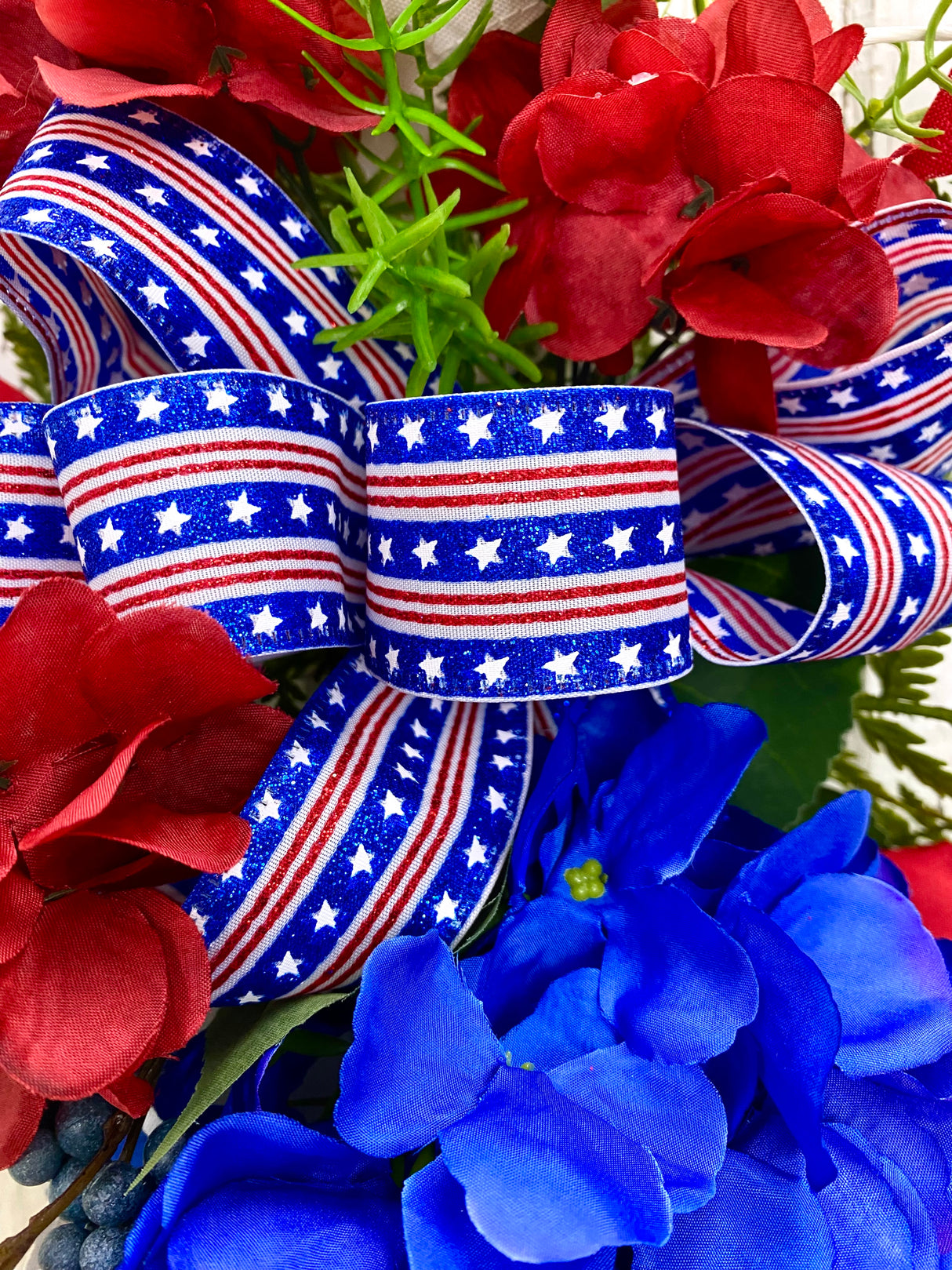 25" Old Glory Vertical Swag