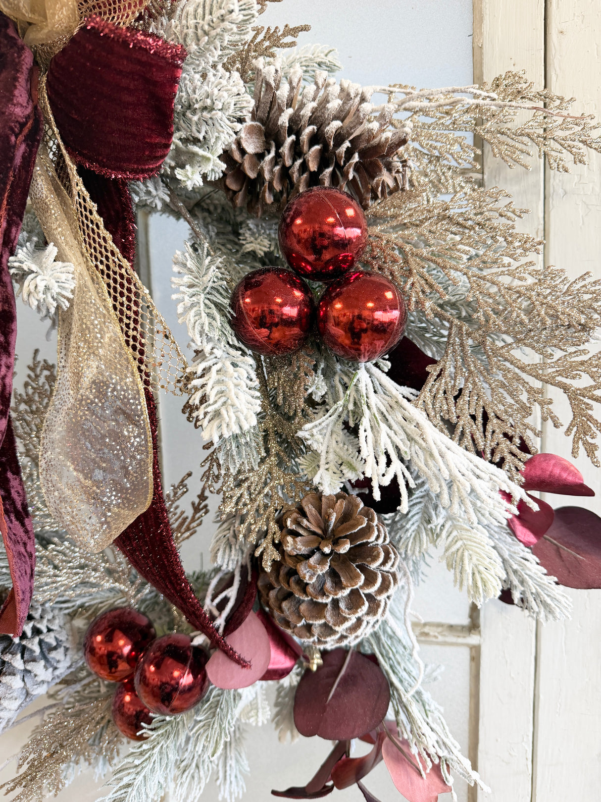 Glimmering Burgundy Wreath Kit