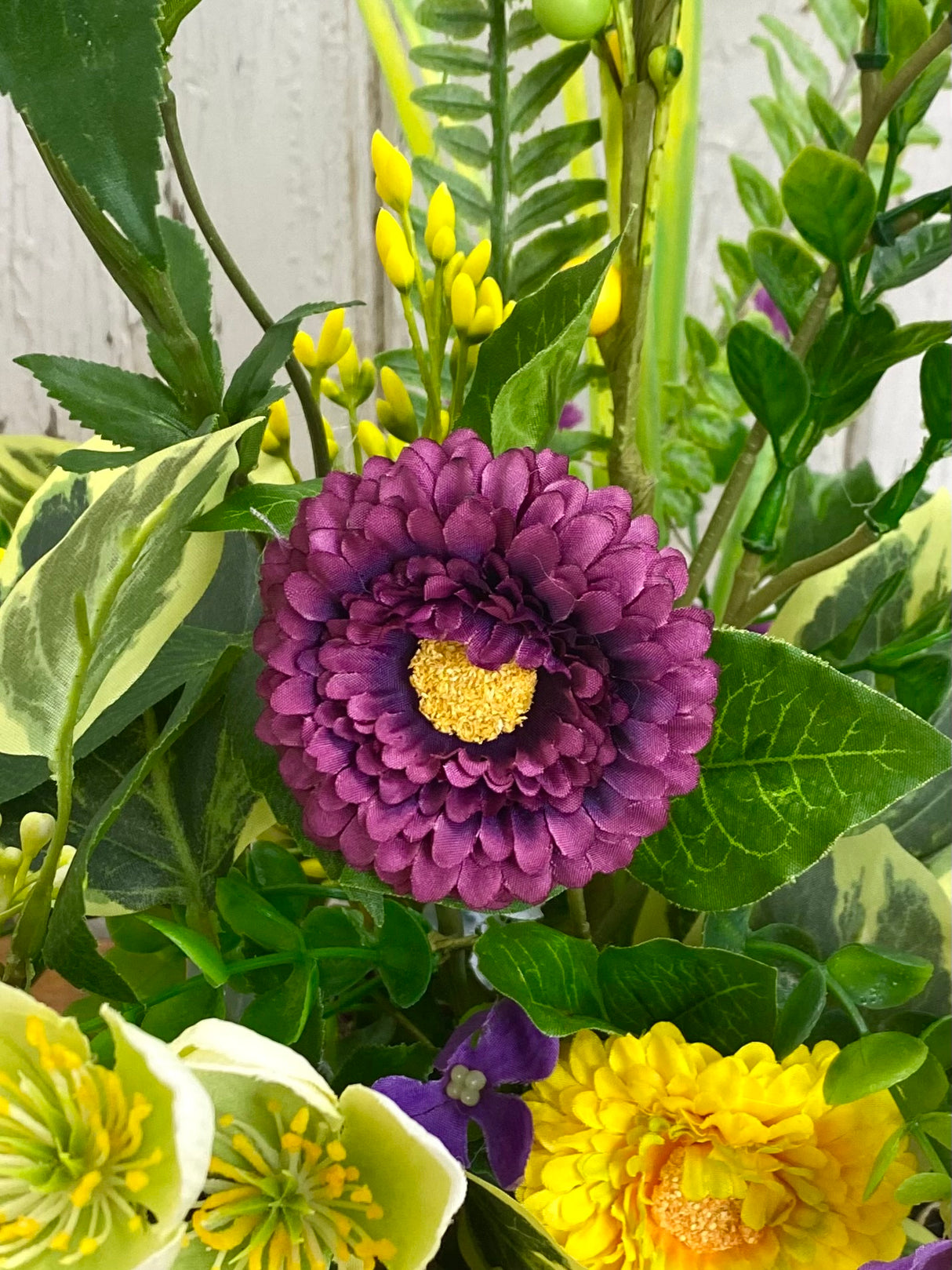 17" Chrysanthemum Creation Centerpiece