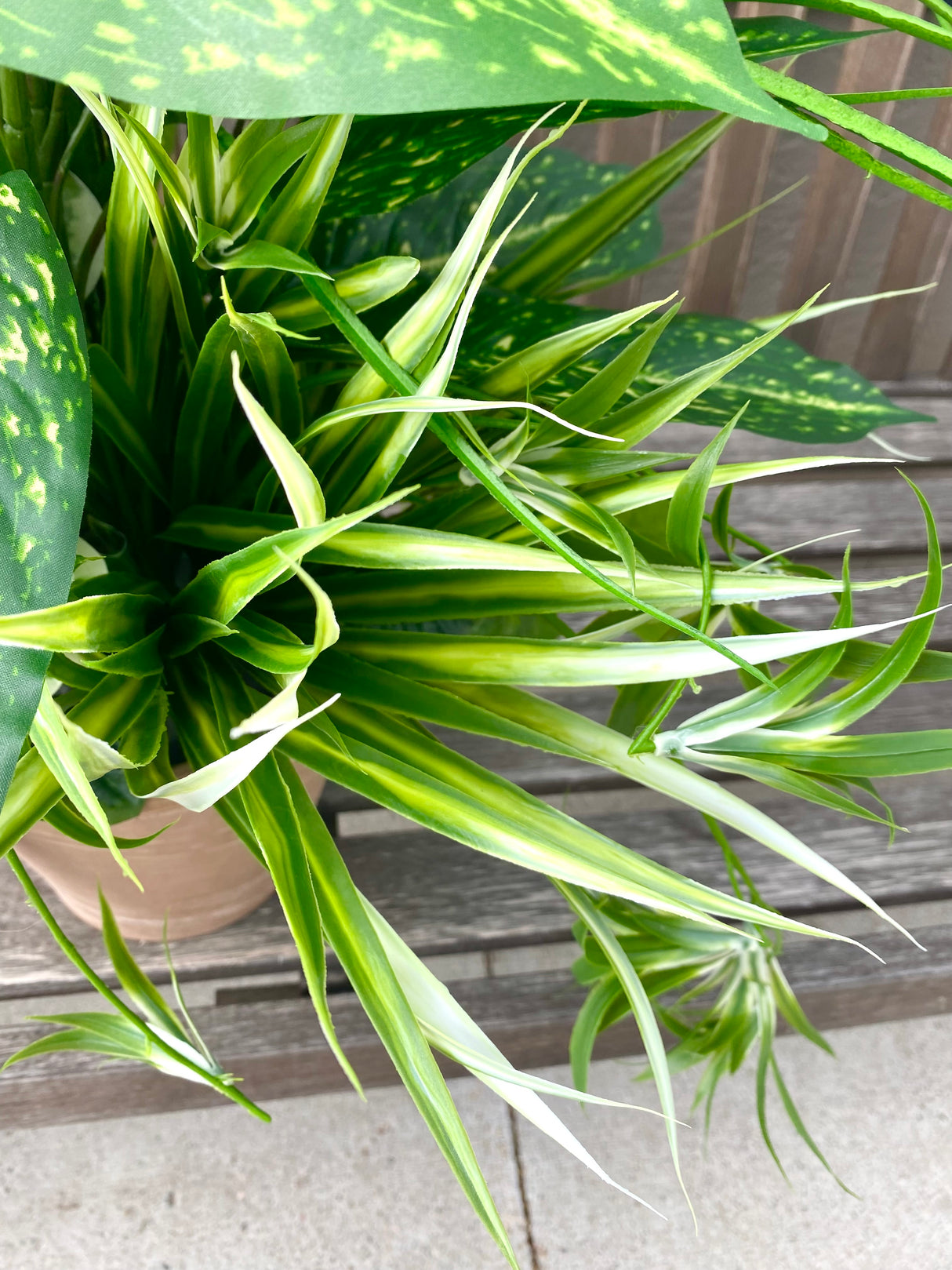 28" Restful Green Porch Pot