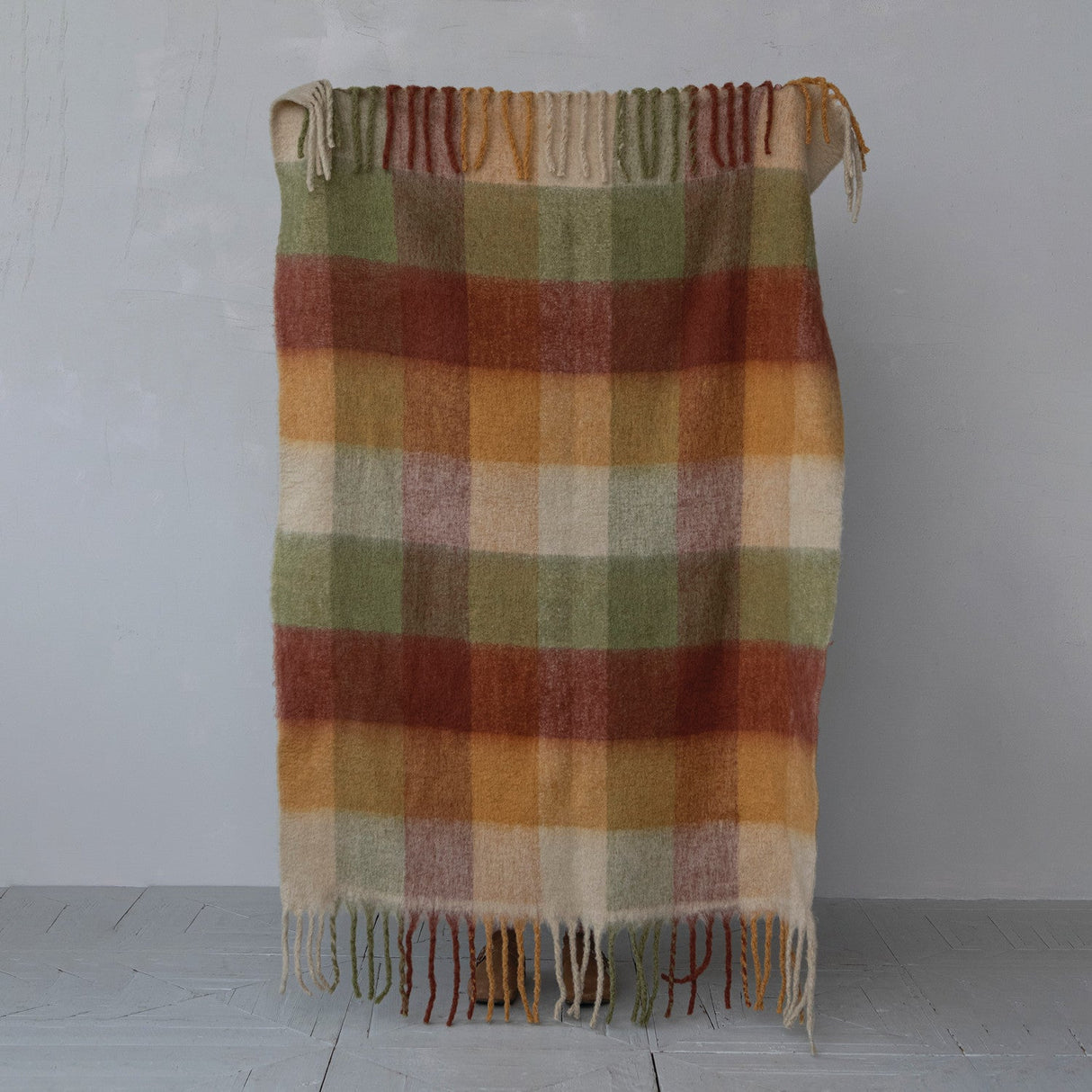 Plaid Brushed Fabric Throw