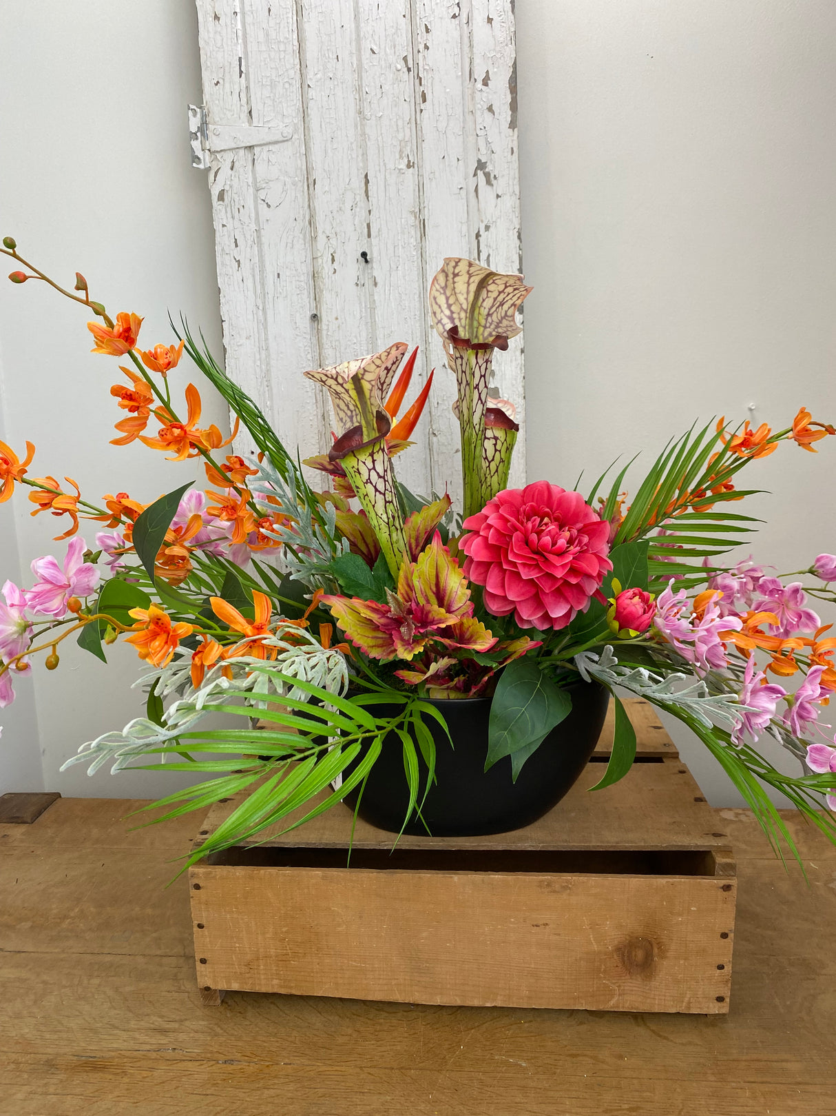 36" Island Flame Centerpiece