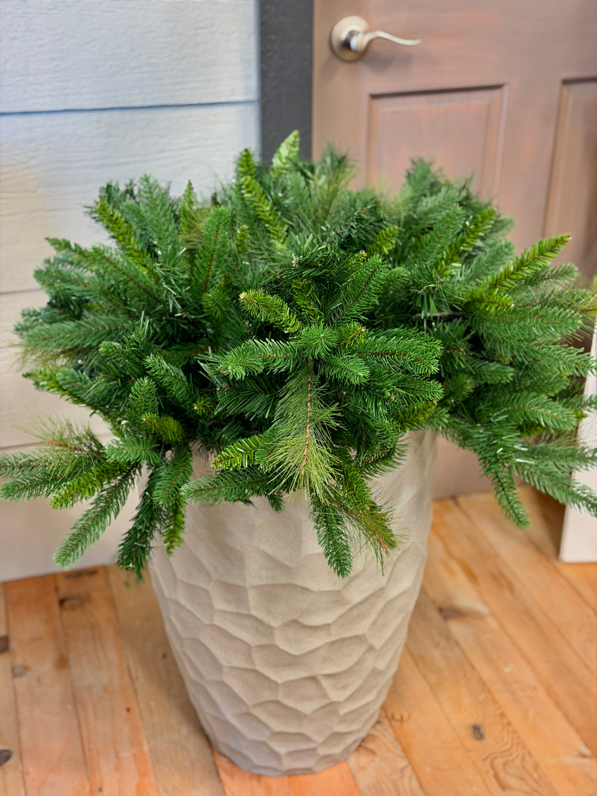 Pine Porch Pot Cover