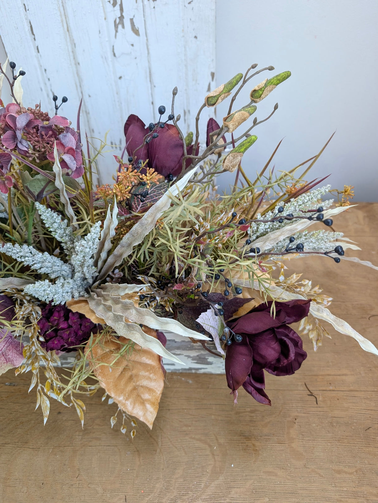 25" Autumn Life Centerpiece