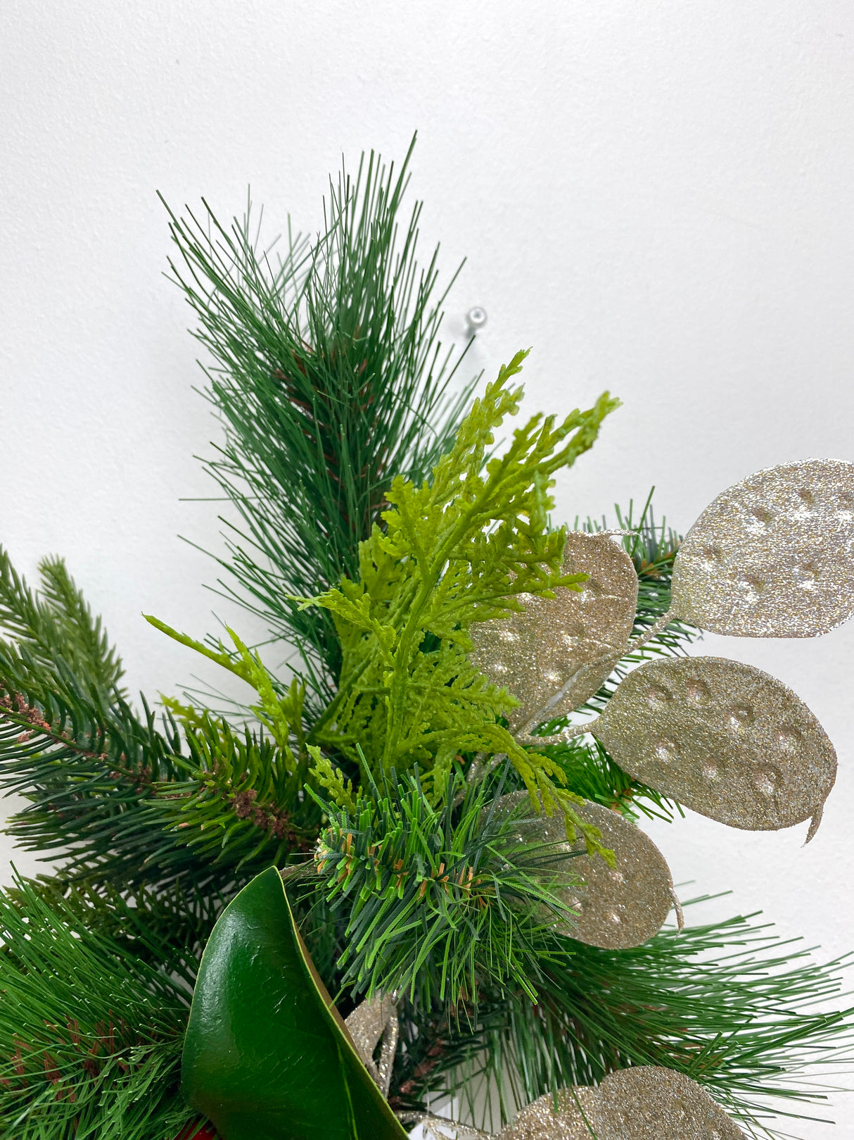 4' Holiday Glow Garland