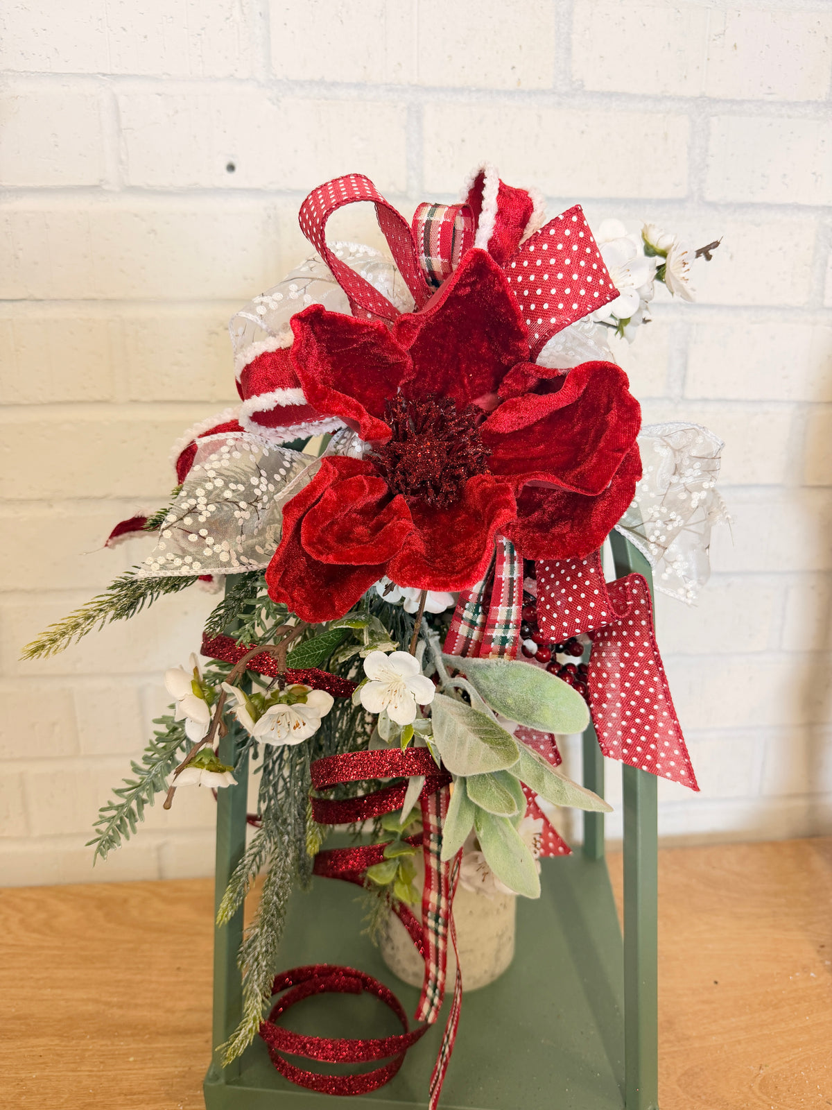Merry & Bright Lantern Swag Kit
