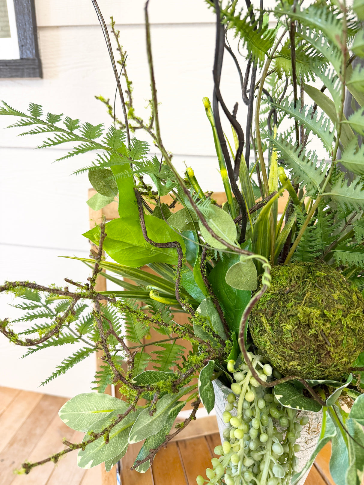 31" Living Forest Centerpiece