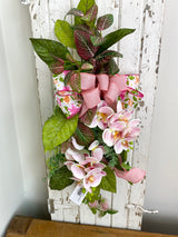 28" Cheery Cottage Swag