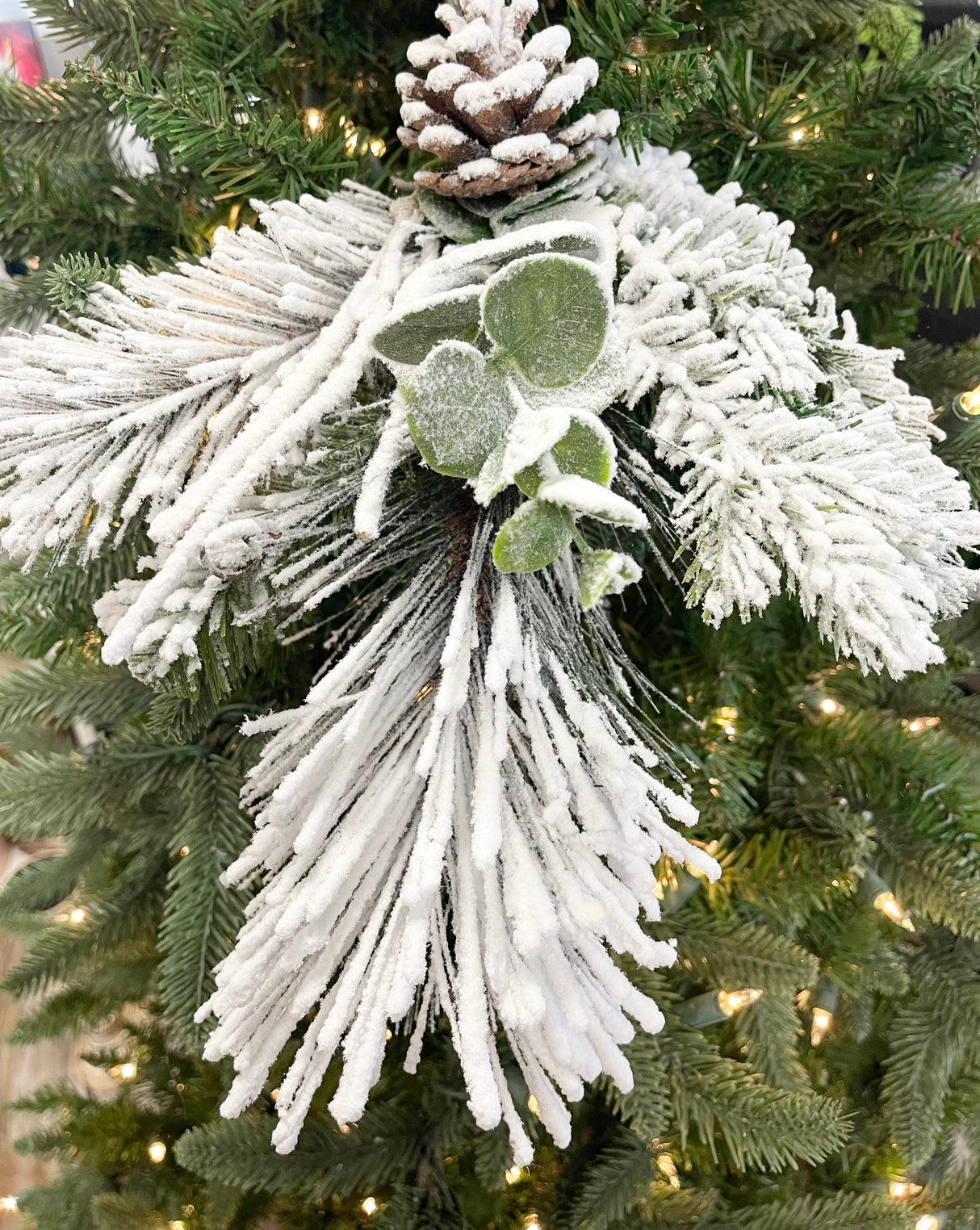 Snow Pine Euc Leaves Pick