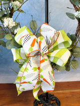 12" Carrot Top Bow