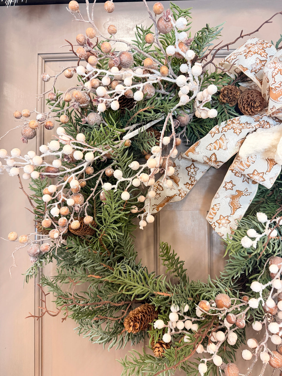 Snowberry Estate Wreath Kit