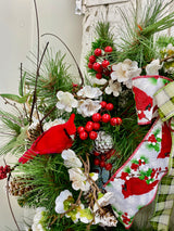 21" Mistletoe Wishes Wreath