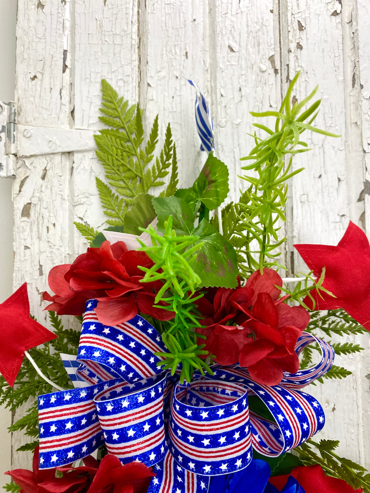 25" Old Glory Vertical Swag