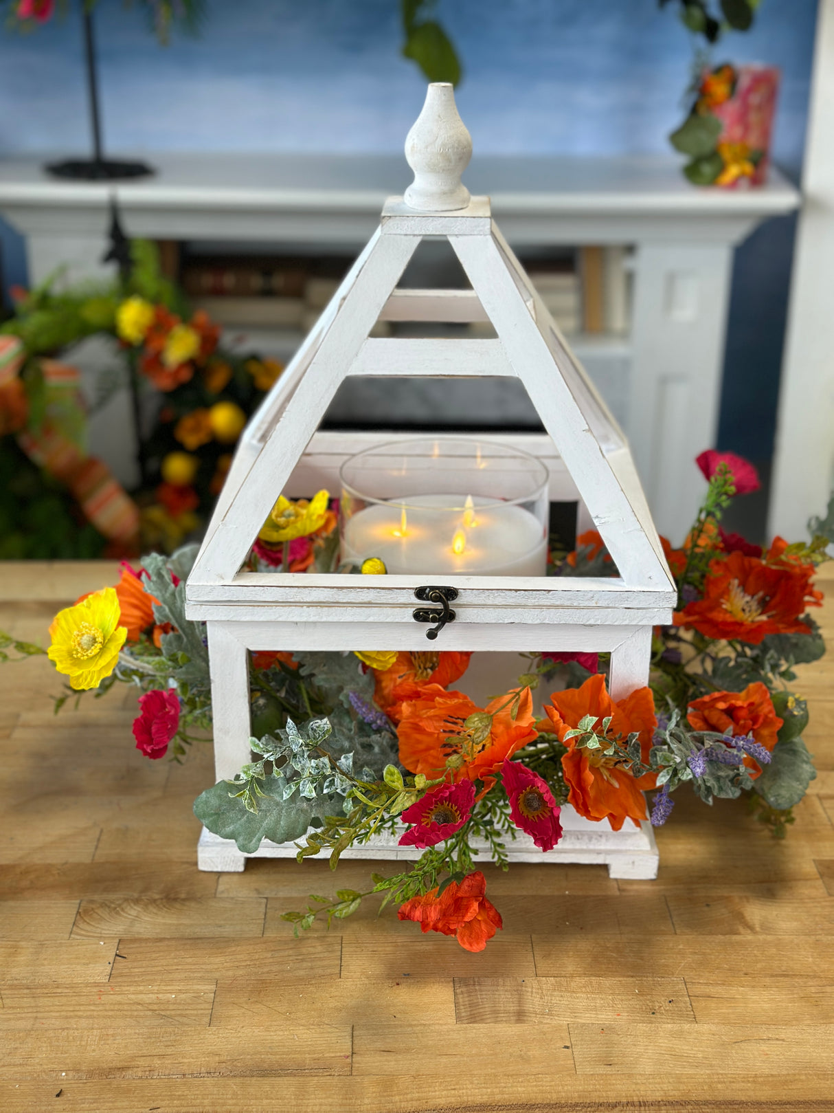 22" Noah Wild Poppy Wreath