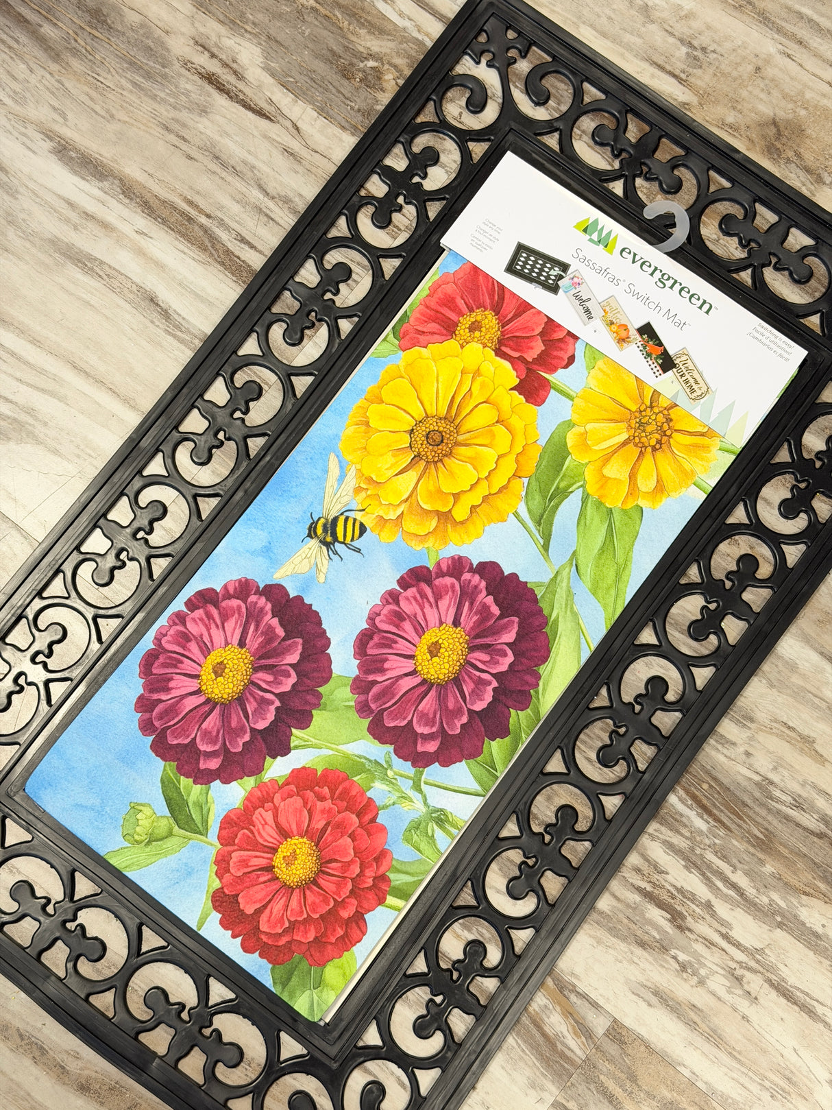 Multicolor Zinnias & Bees Sassafras Switch Mat