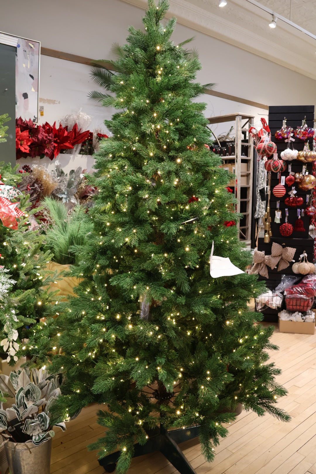 7.5' Dual-Lit Prospect Pine Christmas Tree