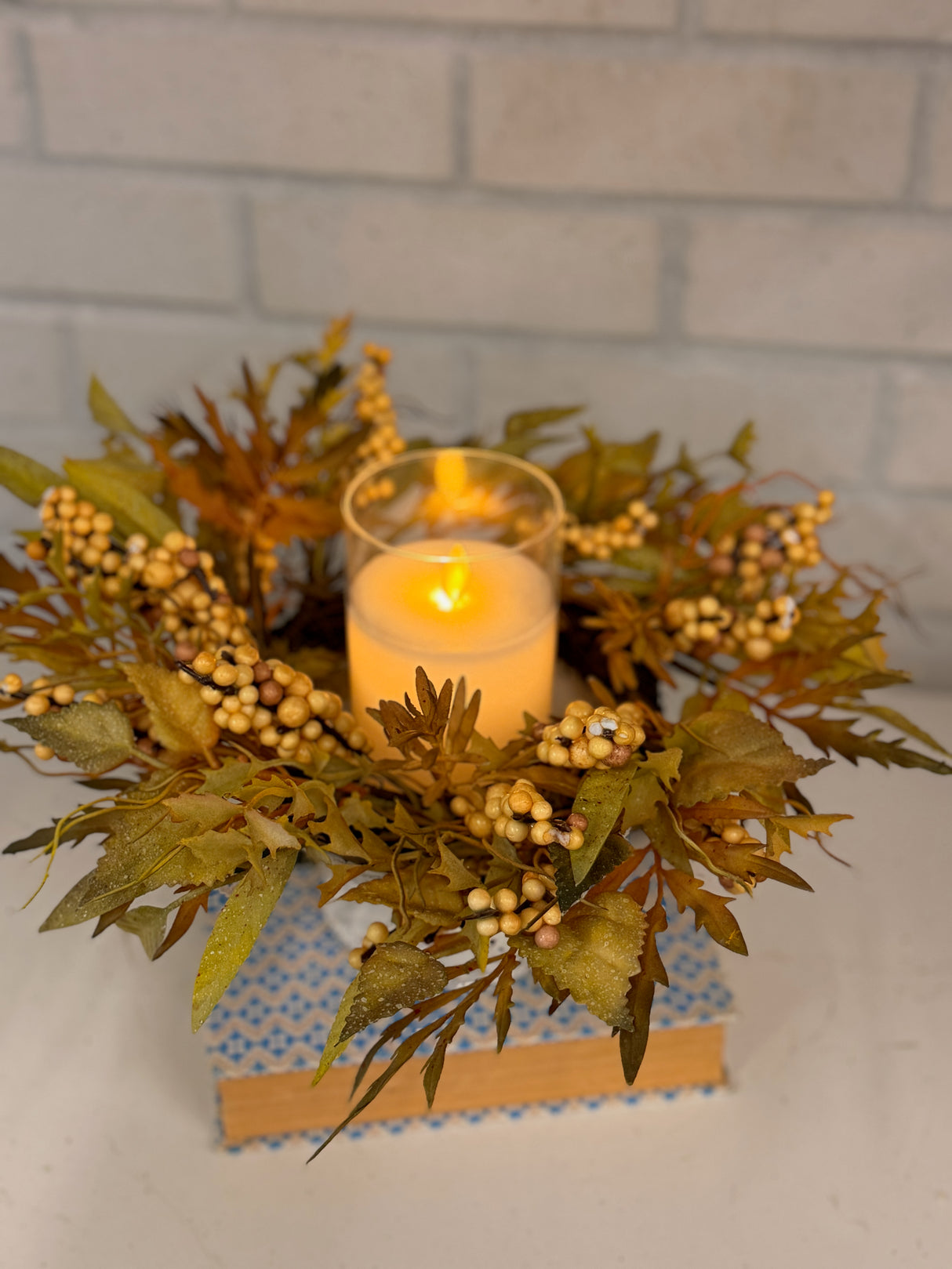 Berry Leaf Candle Ring
