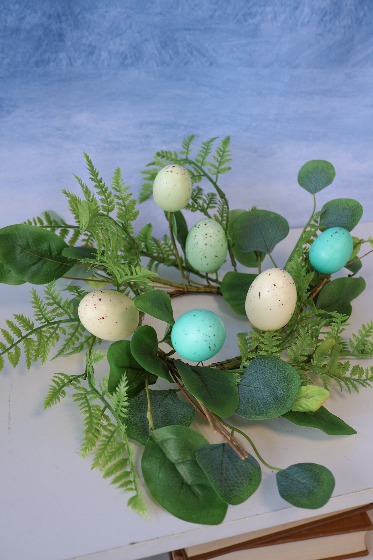 14" Egg & Eucalyptus Candle Ring