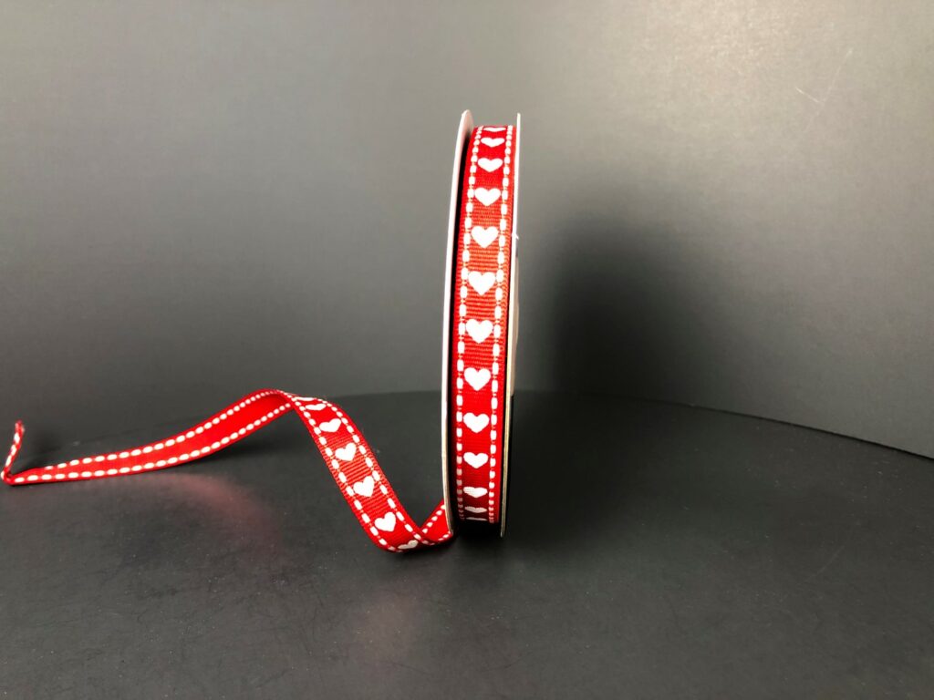 3/8" Mini Heart Unwired Ribbon Bolt