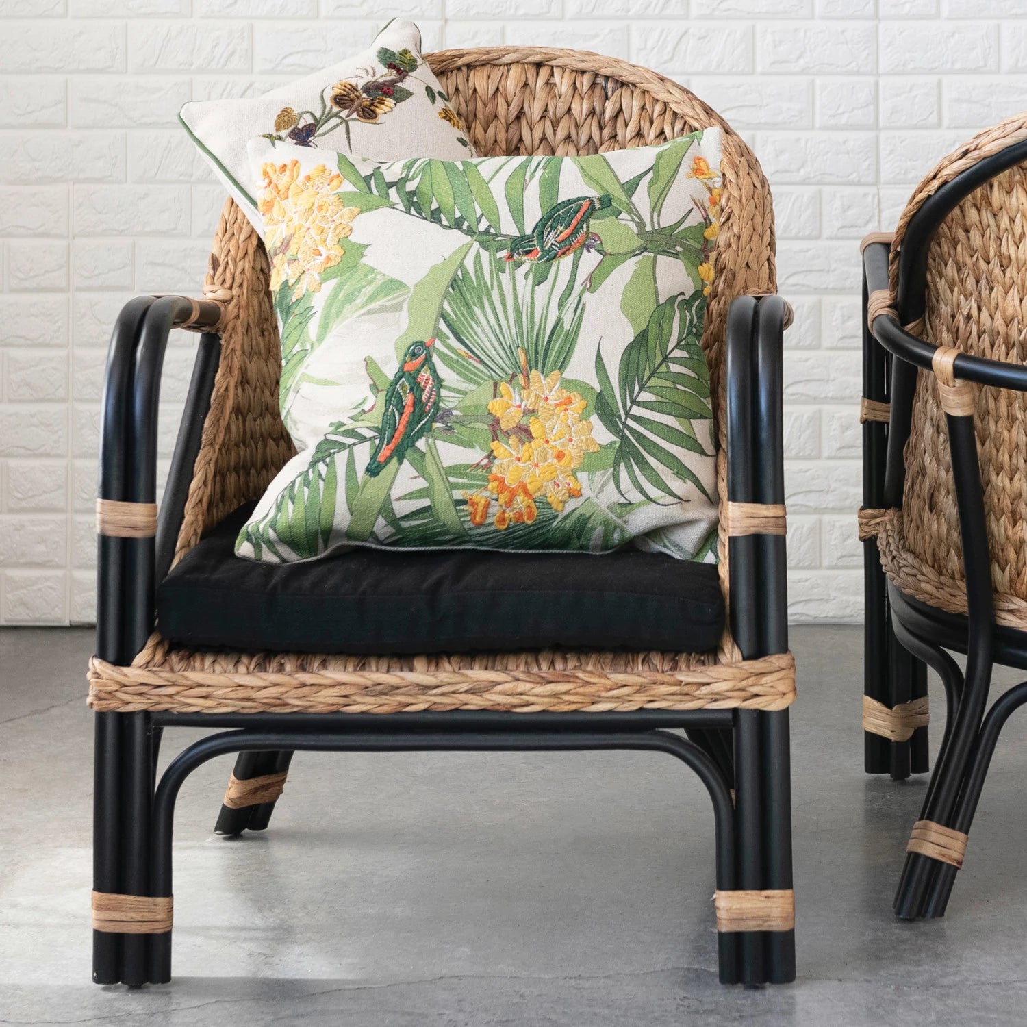 Creative Co-Op Whimsy Lumbar Pillow - Thumbnail 4