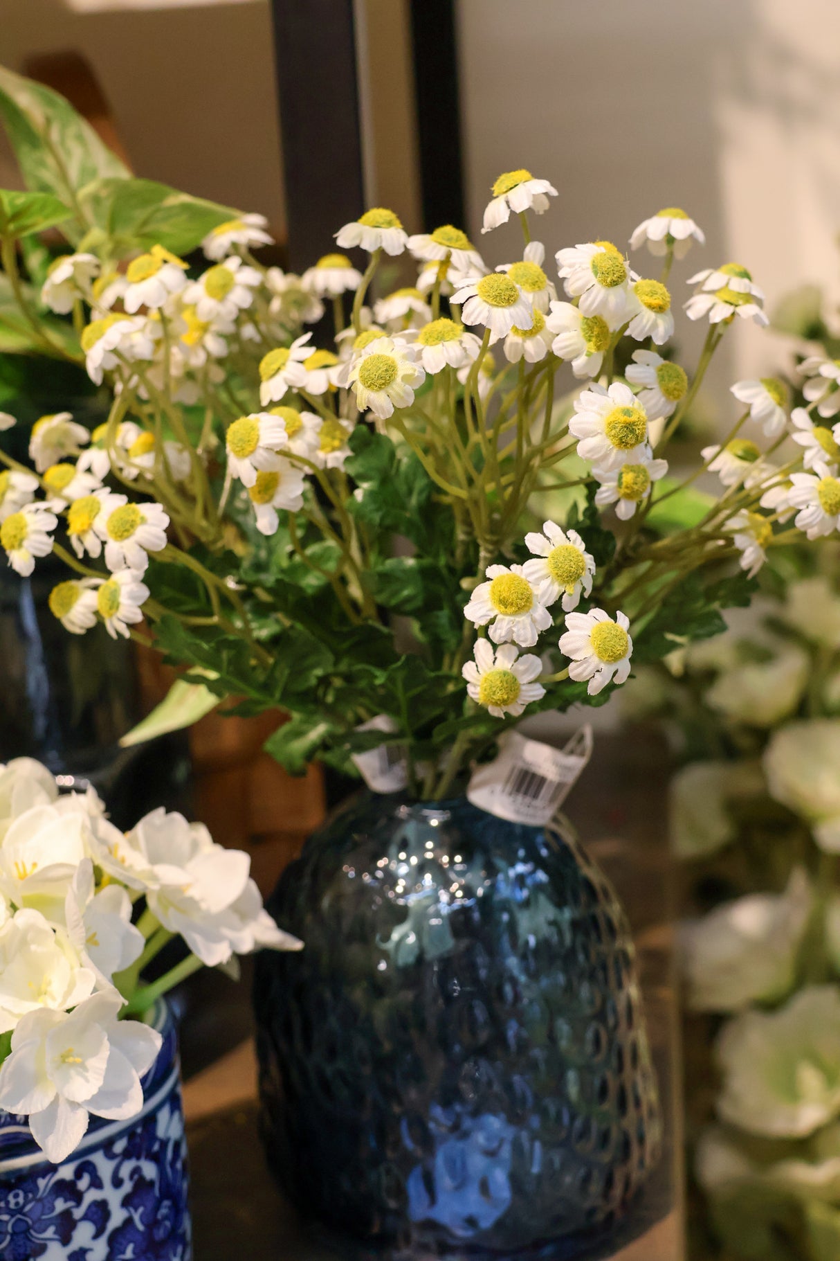 White Mini Daisy Bundle