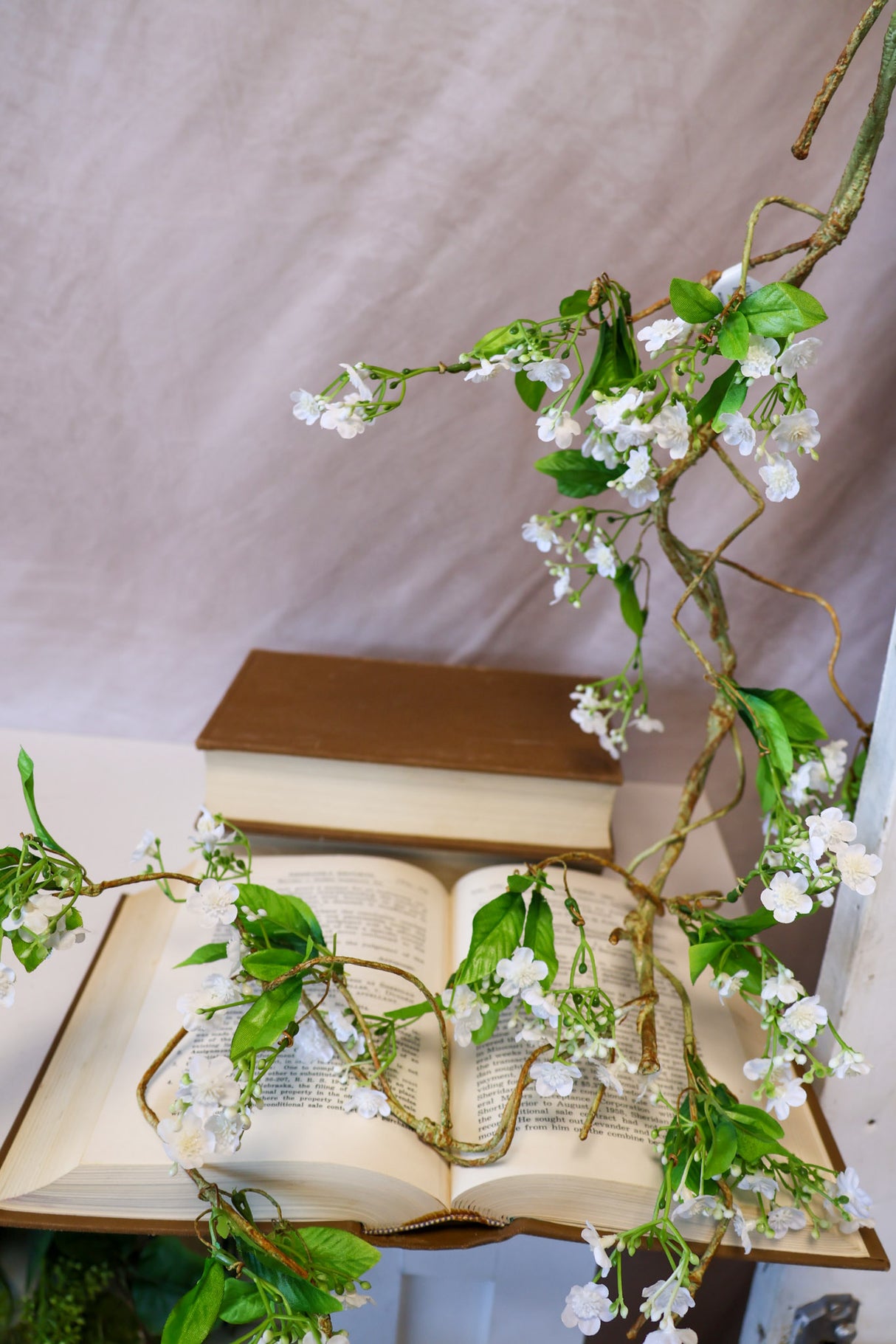 65" White Wild Fairy Blossom Garland